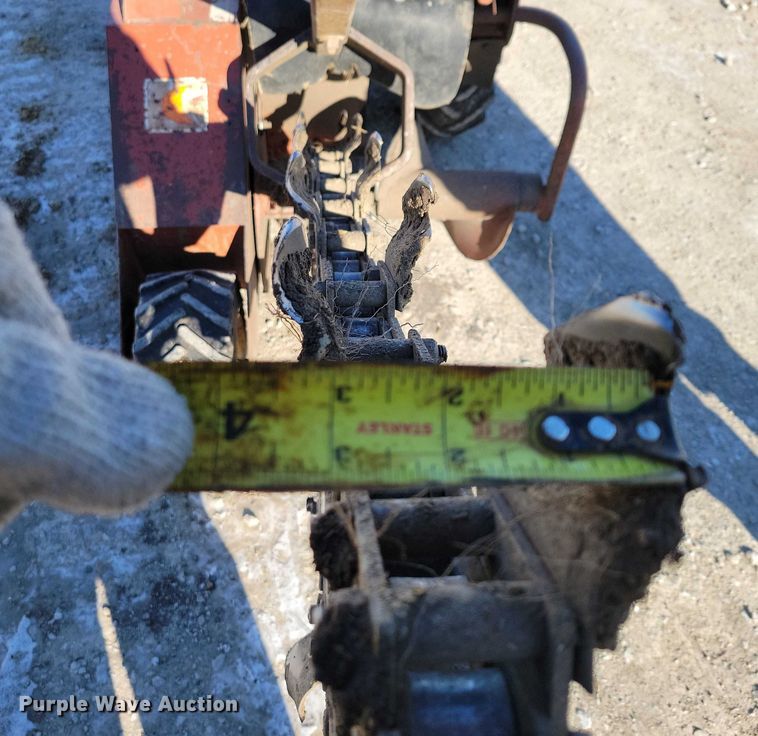 image for item NO9818 1983 Ditch Witch  1420 trencher