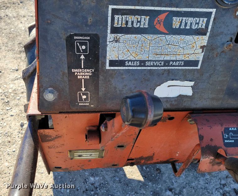 image for item NO9818 1983 Ditch Witch  1420 trencher