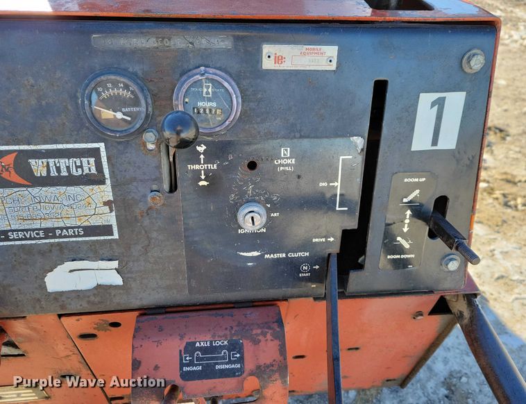 image for item NO9818 1983 Ditch Witch  1420 trencher