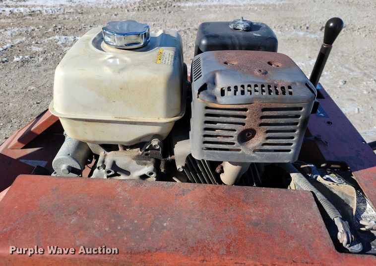 image for item NO9818 1983 Ditch Witch  1420 trencher