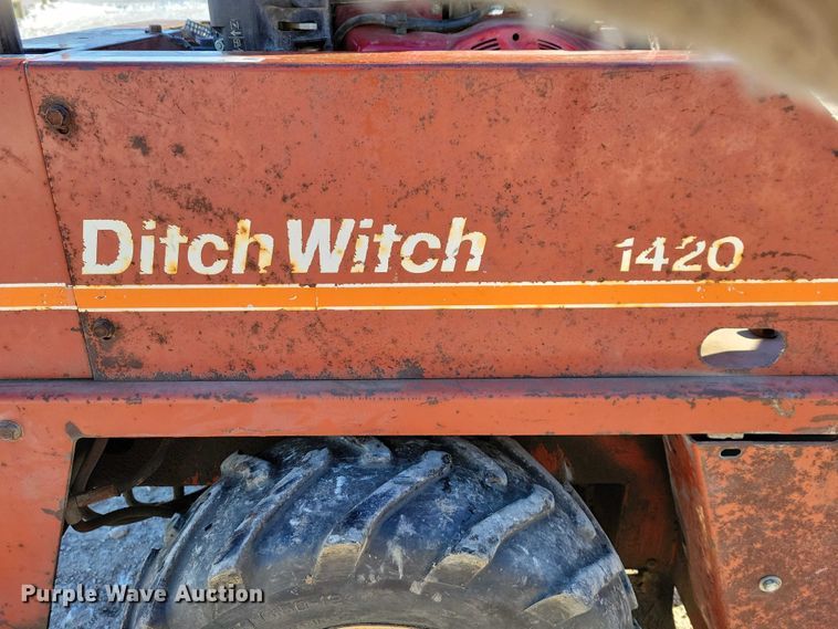 image for item NO9818 1983 Ditch Witch  1420 trencher