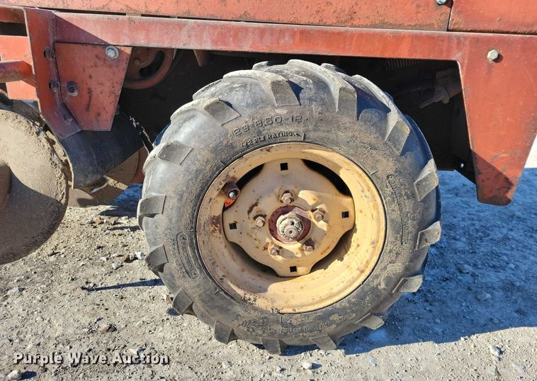 image for item NO9818 1983 Ditch Witch  1420 trencher