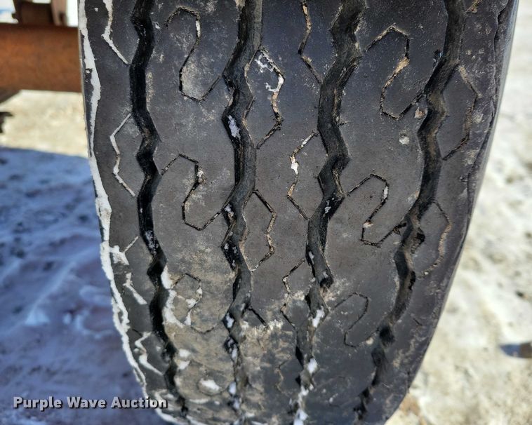 image for item NO9820 Sullair 160 GPQ air compressor