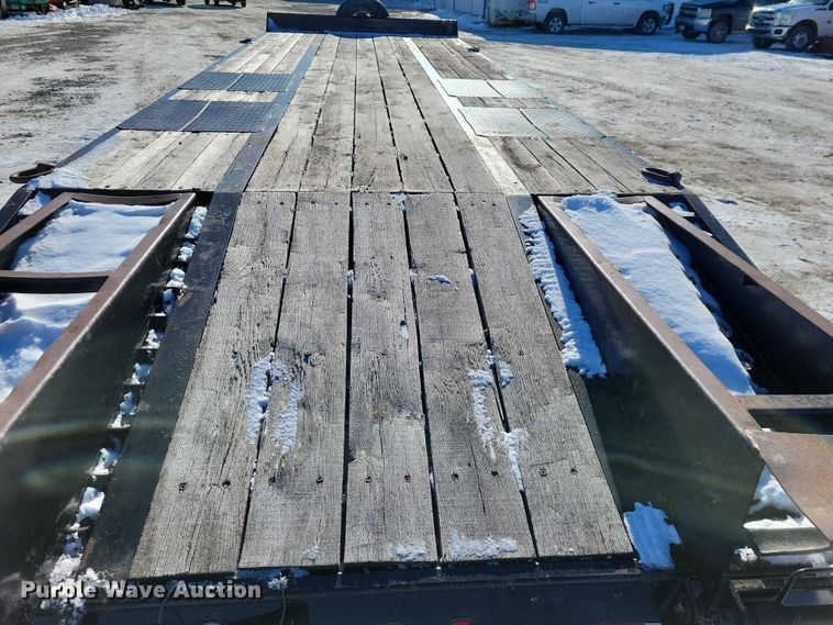 image for item NO9822 2016 Big Tex 20ED equipment trailer