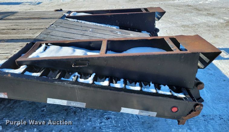 image for item NO9822 2016 Big Tex 20ED equipment trailer