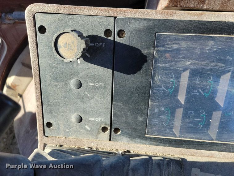 image for item NO9824 1994 Case 580 Super K backhoe