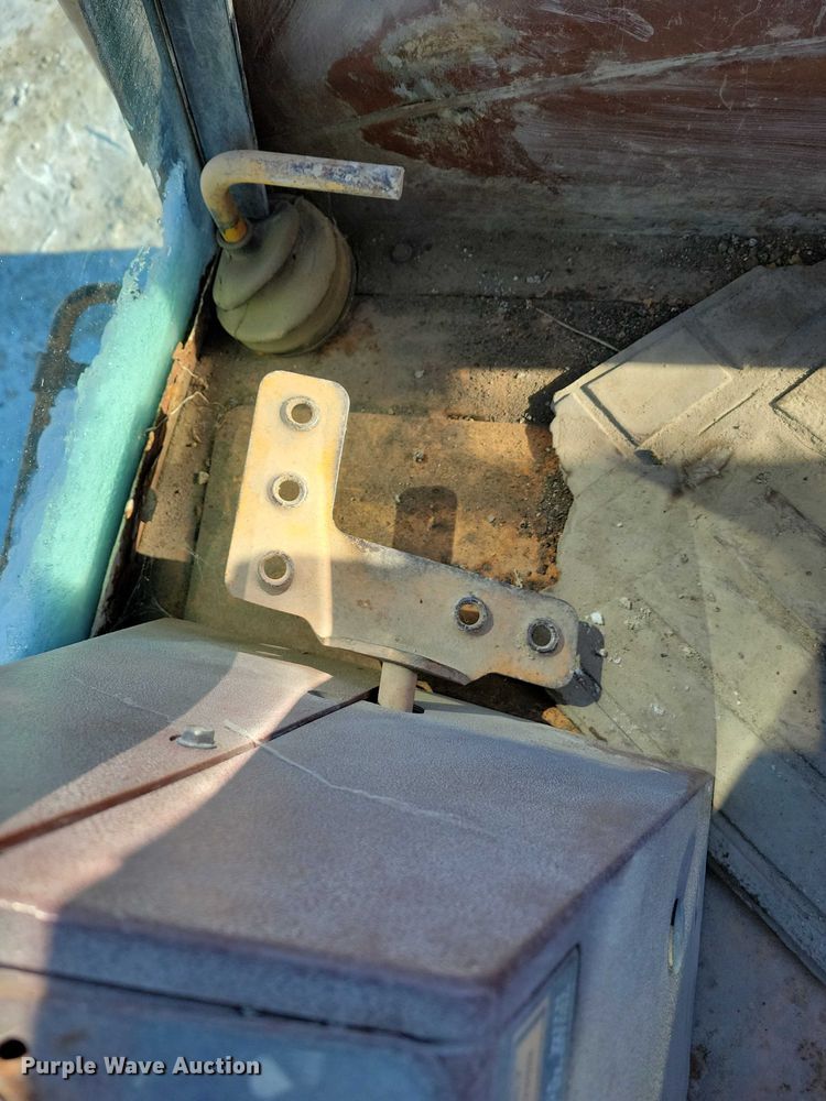 image for item NO9824 1994 Case 580 Super K backhoe