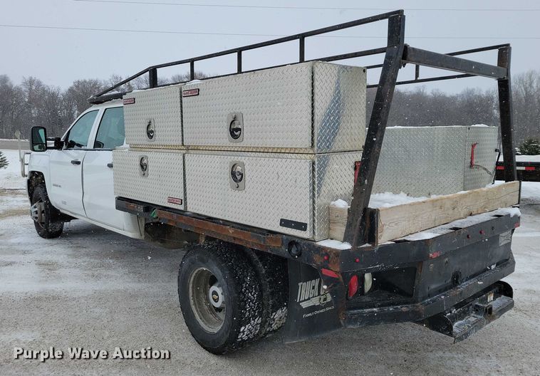 image for item NO9826 2016 Chevrolet Silverado 3500HD Crew Cab utility bed pickup truck