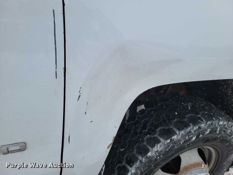 image for item NO9826 2016 Chevrolet Silverado 3500HD Crew Cab utility bed pickup truck