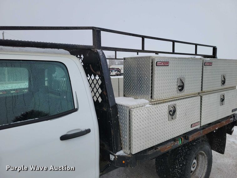 image for item NO9826 2016 Chevrolet Silverado 3500HD Crew Cab utility bed pickup truck