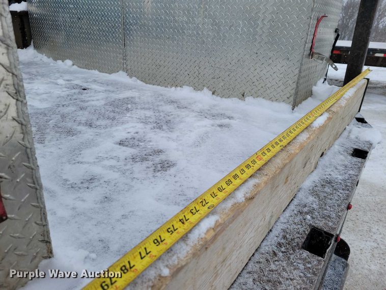 image for item NO9826 2016 Chevrolet Silverado 3500HD Crew Cab utility bed pickup truck