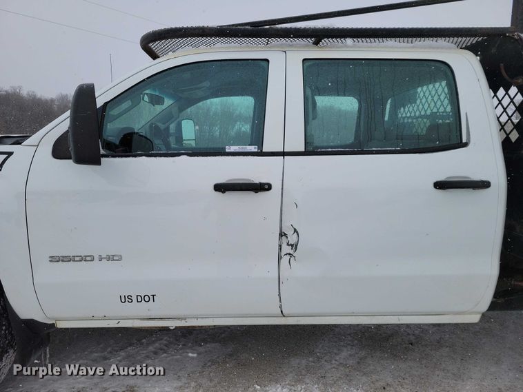 image for item NO9826 2016 Chevrolet Silverado 3500HD Crew Cab utility bed pickup truck