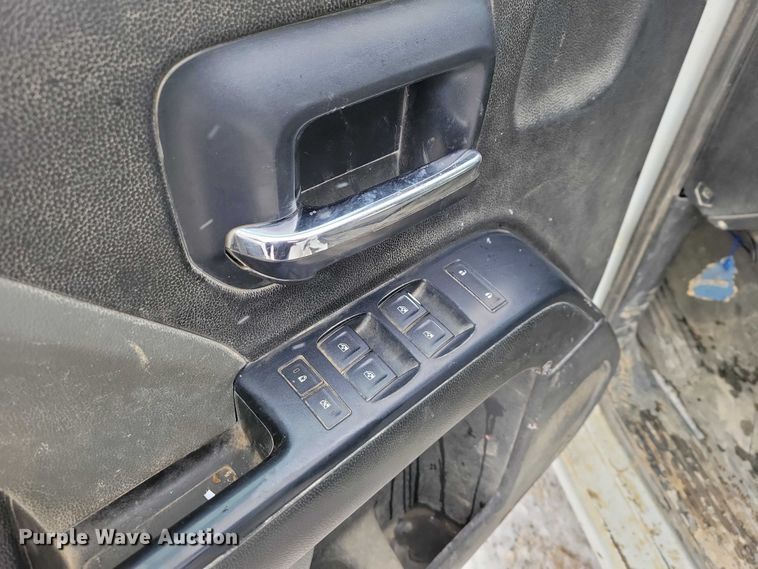 image for item NO9826 2016 Chevrolet Silverado 3500HD Crew Cab utility bed pickup truck