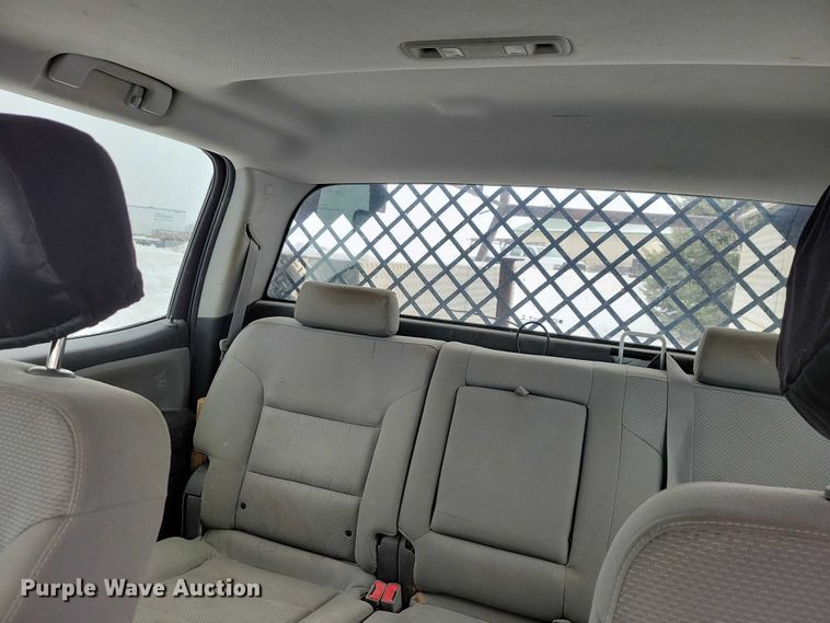 image for item NO9826 2016 Chevrolet Silverado 3500HD Crew Cab utility bed pickup truck