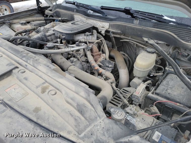 image for item NO9826 2016 Chevrolet Silverado 3500HD Crew Cab utility bed pickup truck