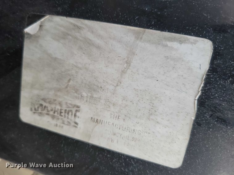 image for item NO9827 2013 Chevrolet 3500HD Silverado Crew Cab flatbed truck