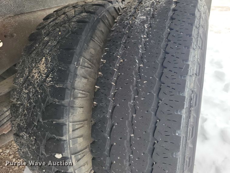 image for item NO9827 2013 Chevrolet 3500HD Silverado Crew Cab flatbed truck