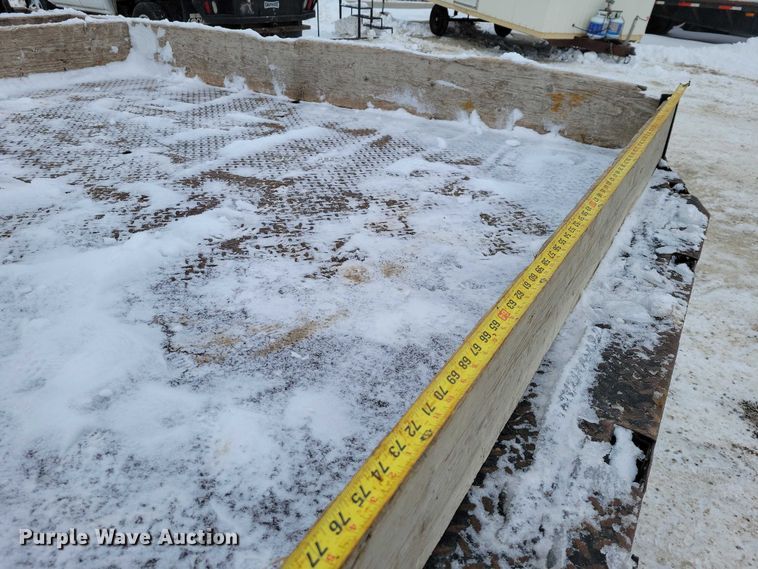 image for item NO9828 2013 Chevrolet Silverado 3500HD flatbed pickup truck