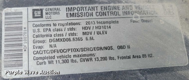 image for item NO9828 2013 Chevrolet Silverado 3500HD flatbed pickup truck