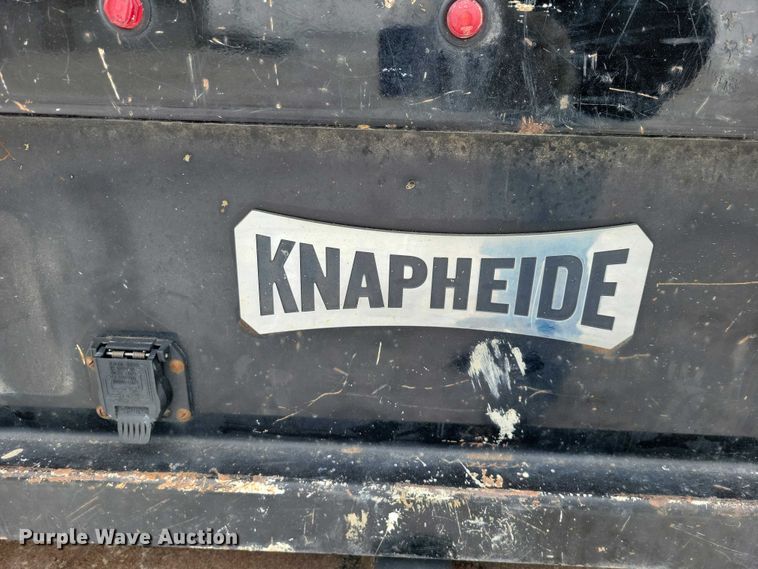 image for item NO9829 2017 Chevrolet Silverado 3500HD Double Cab flatbed pickup truck