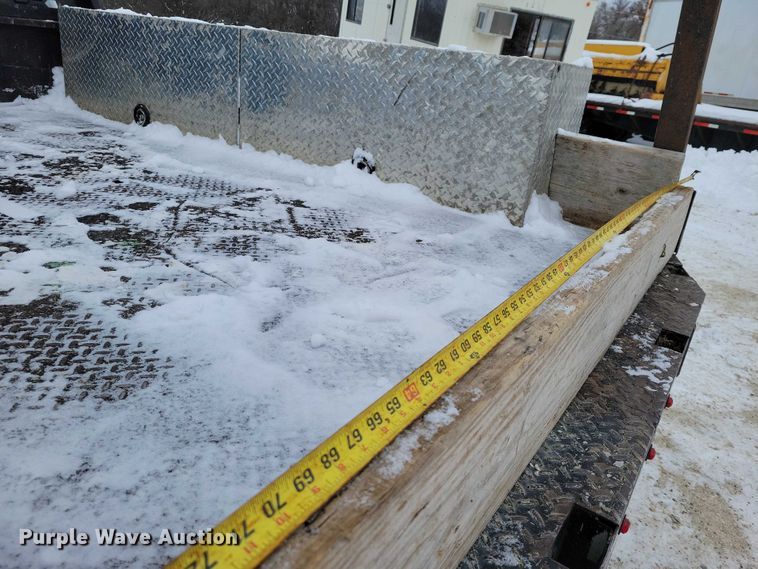 image for item NO9829 2017 Chevrolet Silverado 3500HD Double Cab flatbed pickup truck