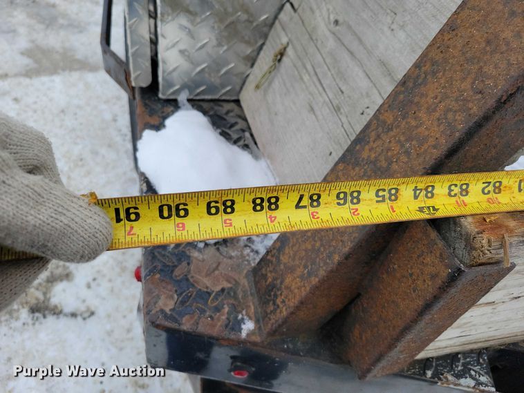 image for item NO9829 2017 Chevrolet Silverado 3500HD Double Cab flatbed pickup truck