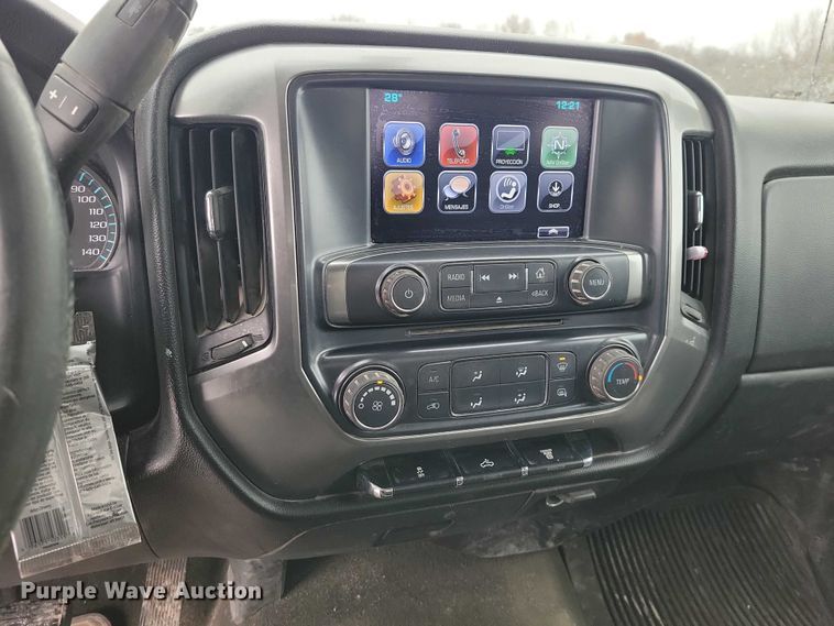 image for item NO9829 2017 Chevrolet Silverado 3500HD Double Cab flatbed pickup truck