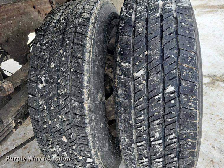 image for item NO9829 2017 Chevrolet Silverado 3500HD Double Cab flatbed pickup truck