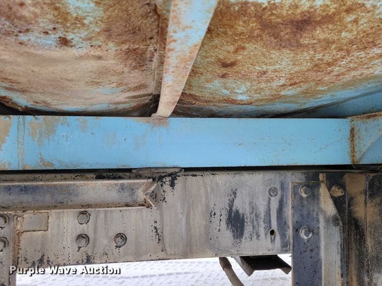 image for item NO9831 1994 Mack CH613 dump truck