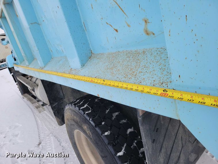 image for item NO9831 1994 Mack CH613 dump truck