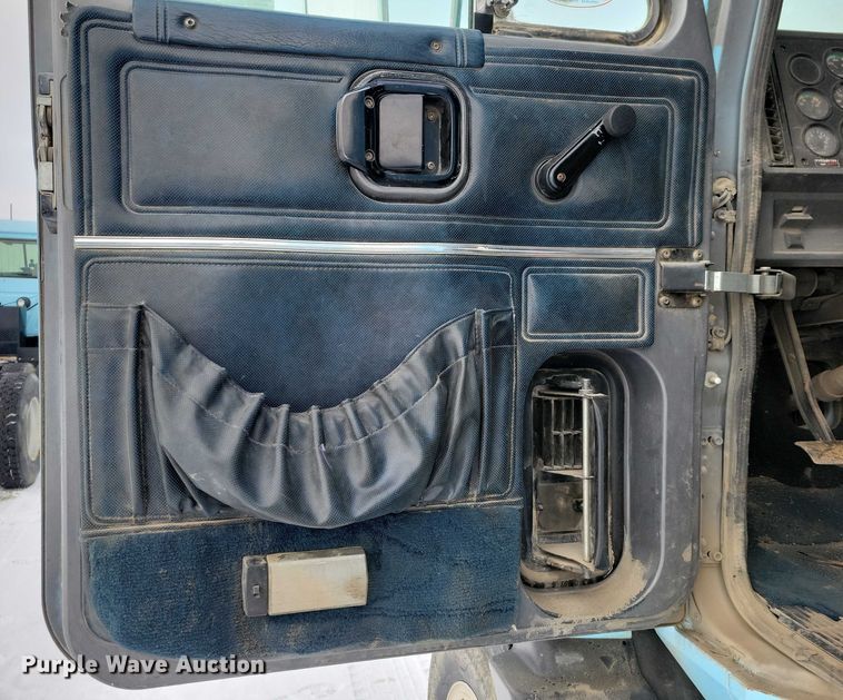 image for item NO9831 1994 Mack CH613 dump truck