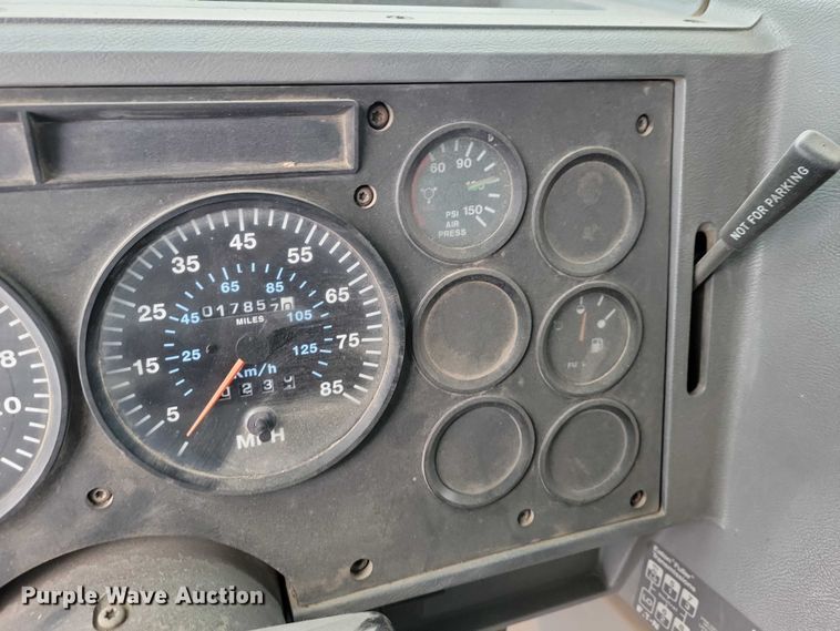 image for item NO9831 1994 Mack CH613 dump truck