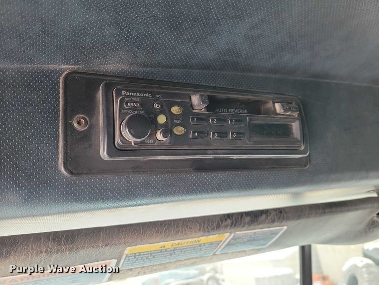 image for item NO9831 1994 Mack CH613 dump truck