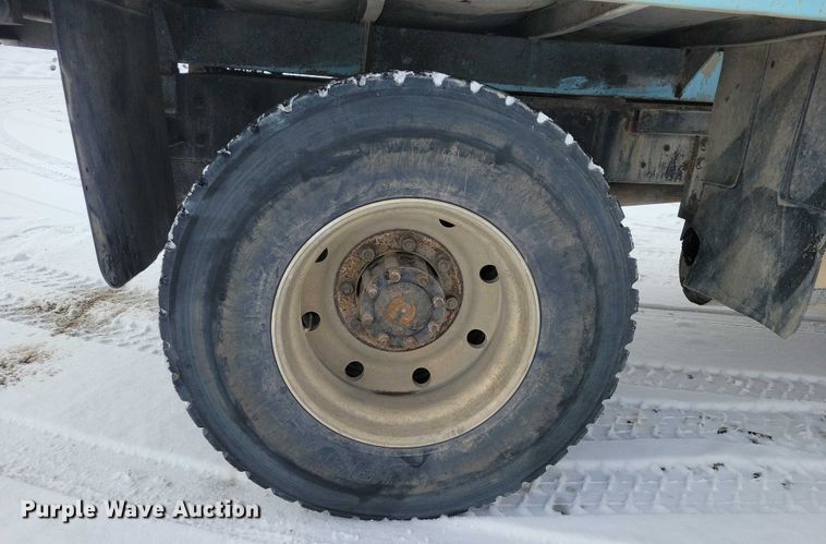 image for item NO9831 1994 Mack CH613 dump truck