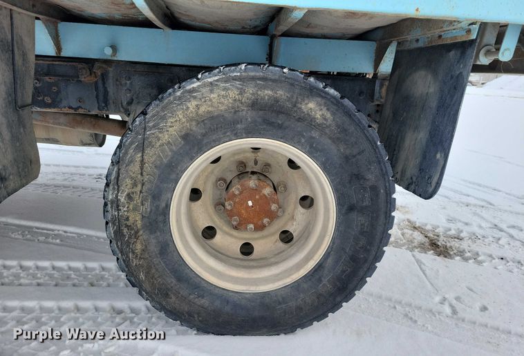 image for item NO9831 1994 Mack CH613 dump truck