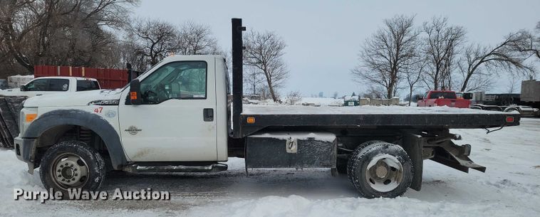 image for item NO9832 2011 Ford F450 flatbed pickup truck