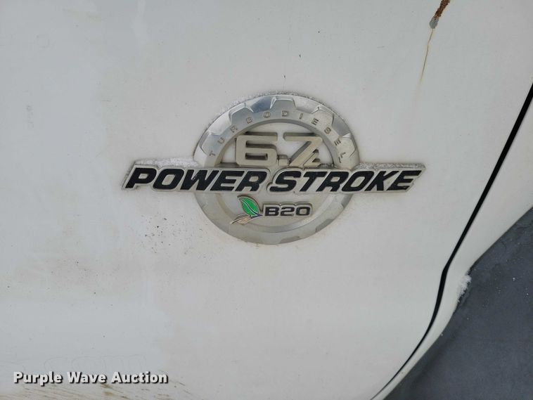 image for item NO9832 2011 Ford F450 flatbed pickup truck