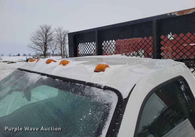 image for item NO9832 2011 Ford F450 flatbed pickup truck