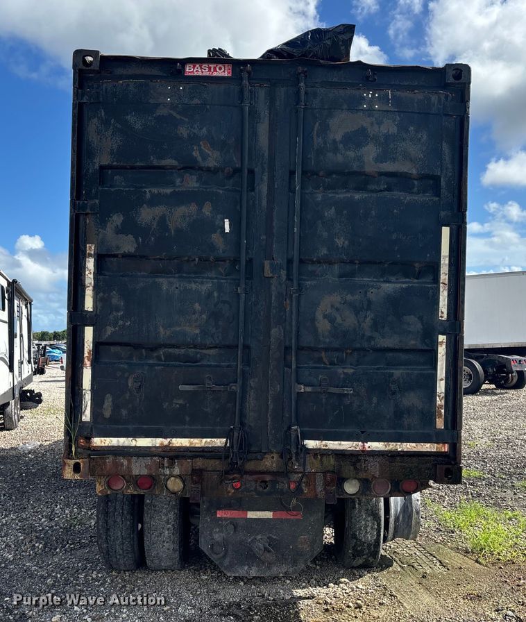 image for item YA0863 2003 Freightliner  FL112 grapple truck