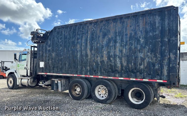 image for item YA0863 2003 Freightliner  FL112 grapple truck