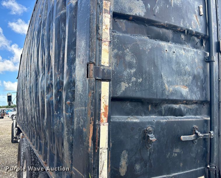 image for item YA0863 2003 Freightliner  FL112 grapple truck