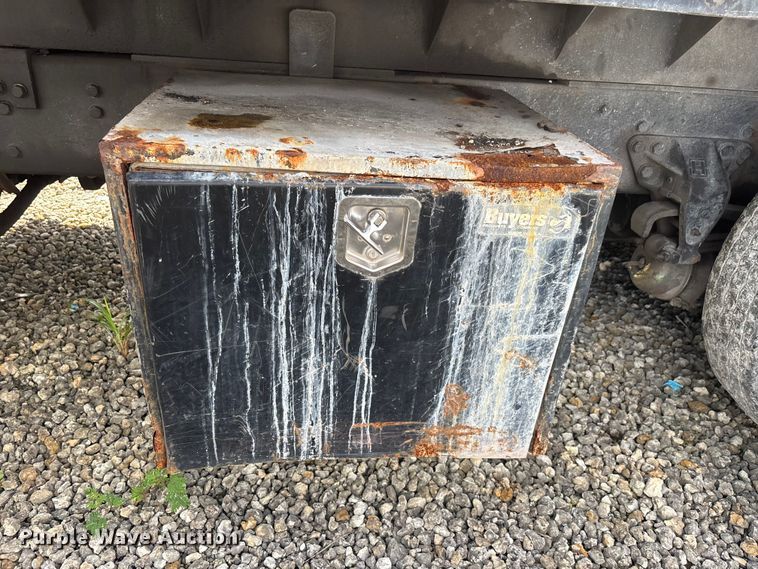 image for item YA0863 2003 Freightliner  FL112 grapple truck