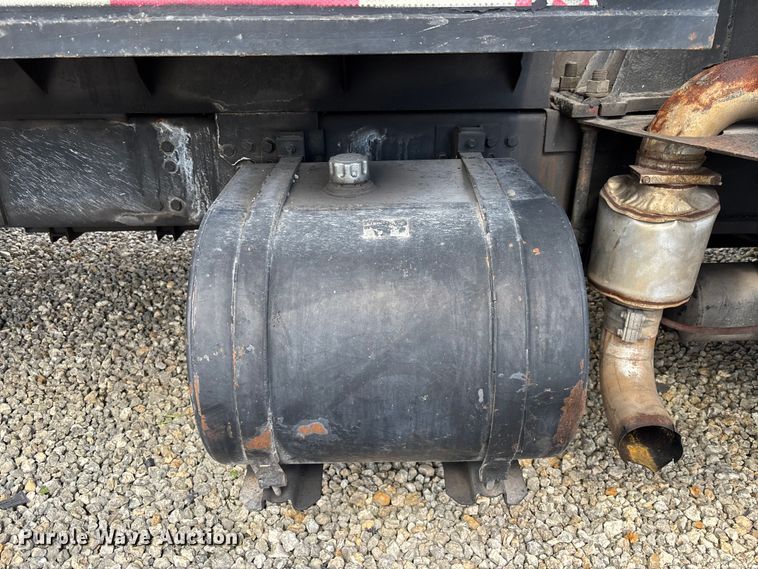 image for item YA0863 2003 Freightliner  FL112 grapple truck