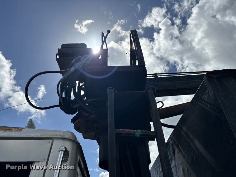 image for item YA0863 2003 Freightliner  FL112 grapple truck