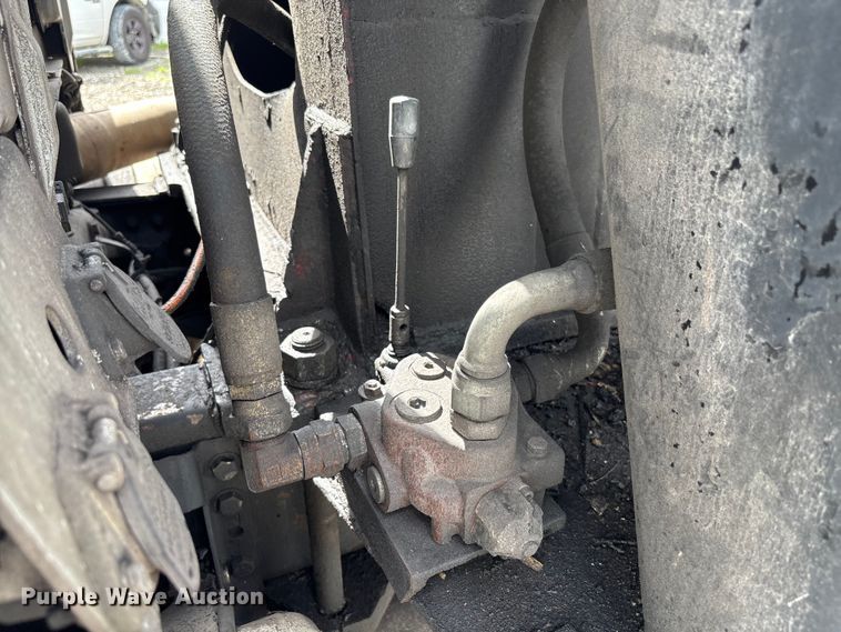 image for item YA0863 2003 Freightliner  FL112 grapple truck