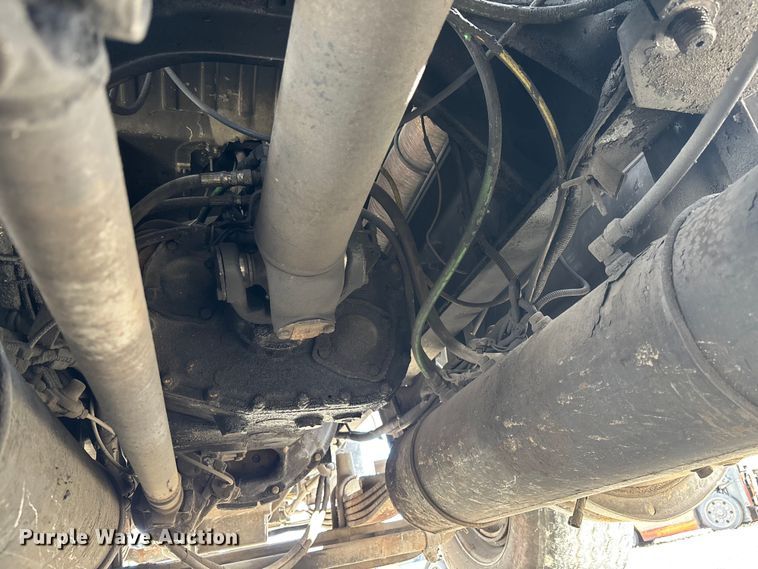 image for item YA0863 2003 Freightliner  FL112 grapple truck