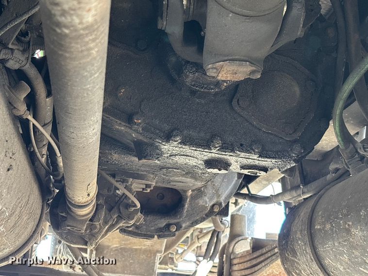 image for item YA0863 2003 Freightliner  FL112 grapple truck