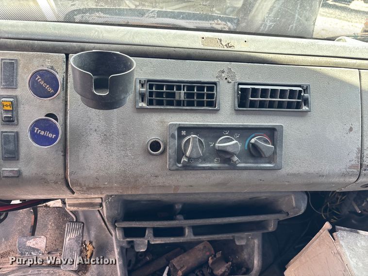 image for item YA0863 2003 Freightliner  FL112 grapple truck