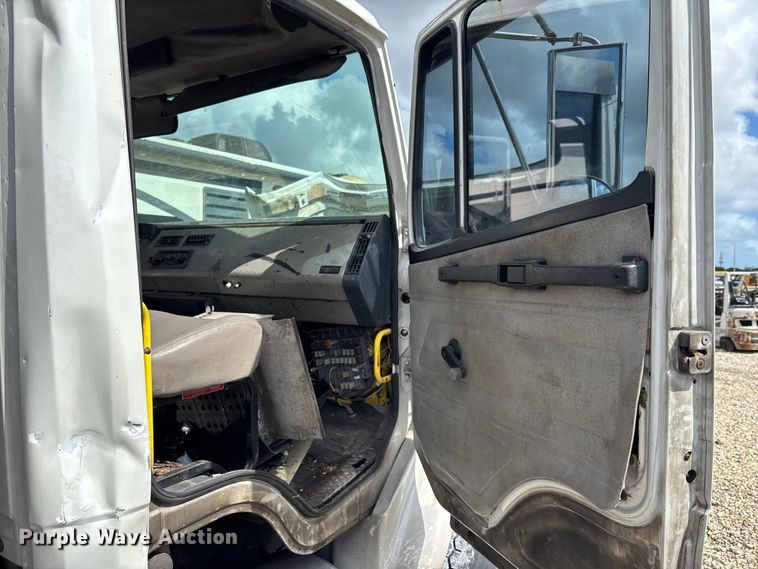 image for item YA0863 2003 Freightliner  FL112 grapple truck