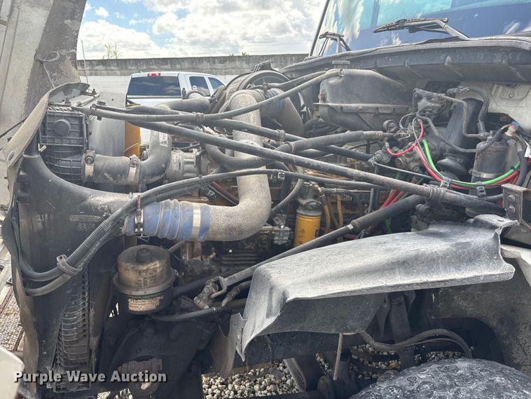 image for item YA0863 2003 Freightliner  FL112 grapple truck